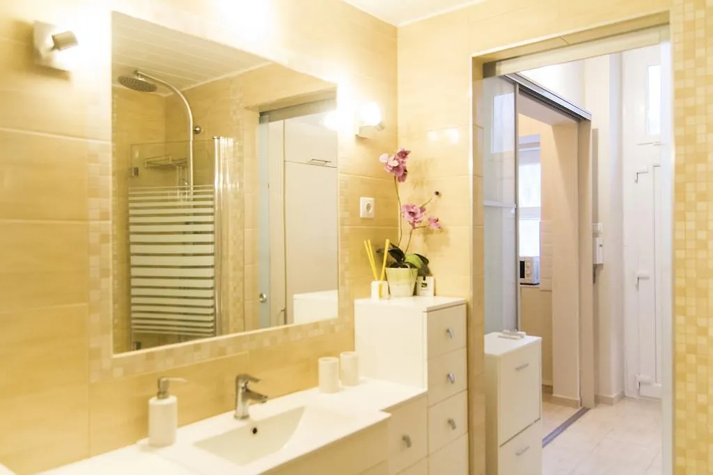 בודפשט R&R Apartment Dembinszky 0*,